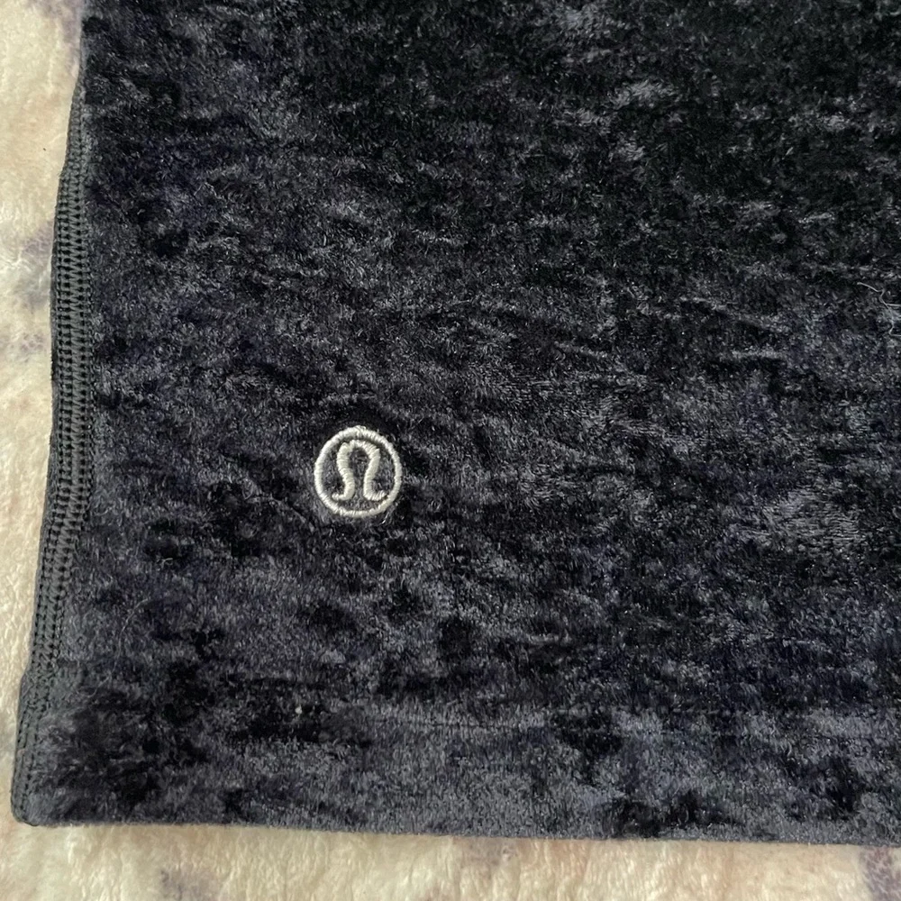 Lululemon All Aligned Mock Neck Crop Long Sleeve Crushed Velvet Black Top Size 6